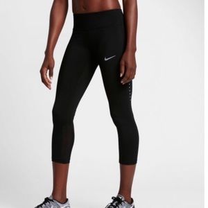 Nike | DriFit Cropped Leggings | Small
